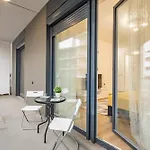Balcony - New - Comfy דירה בודפשט