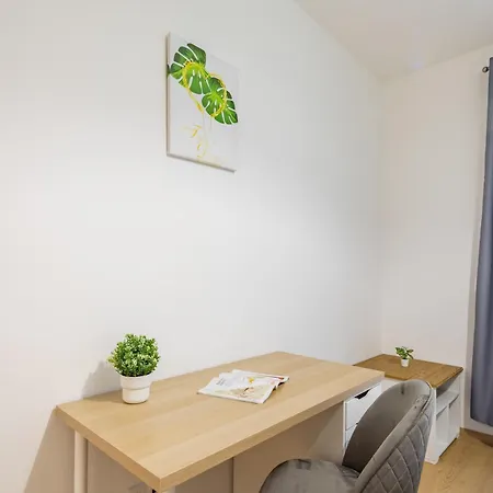 Balcony - New - Comfy Appartement Boedapest