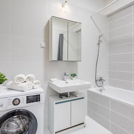 Balcony - New - Comfy * Budapeste